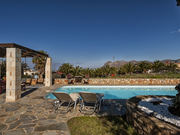 Apartments-for-sale-in-Chorafakia-Akrotiri-Chania-Crete-with-shared-swimming-pool-ce5bb47e